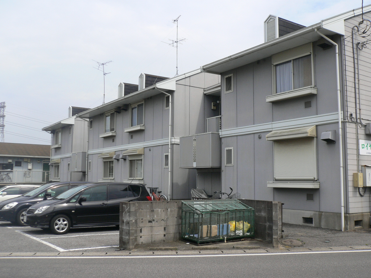 ロイヤル押出A102号ペット可・2LDK